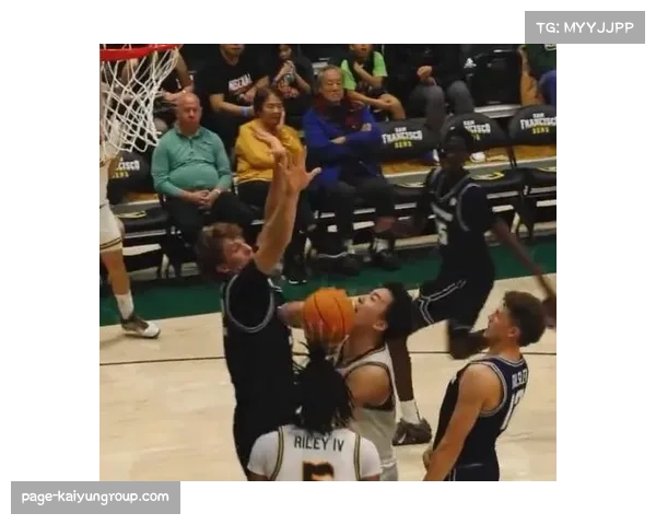 外线手感回暖内线对抗存挑战，王俊杰NCAA生涯步入调整新阶段